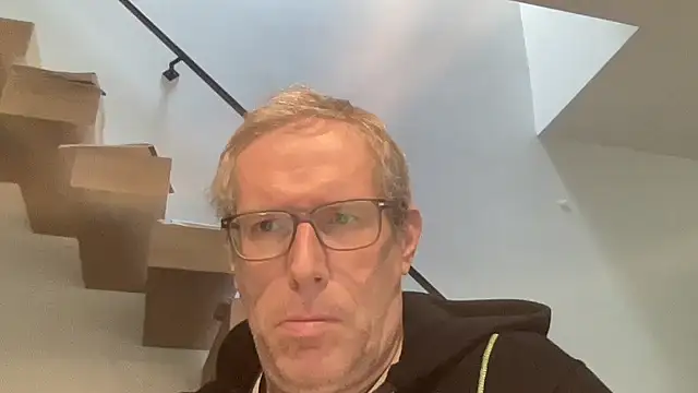 choupipat1 online show from 17, 2, 2026