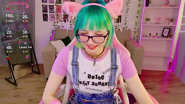 Snapshot of CoralineYoung chatting on 13, 3, 2026 CoralineYoung online show from 13, 3, 2026