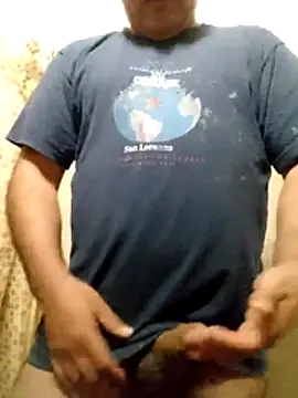 Snapshot of CurableMow chatting on 27, 10, 2025 CurableMow online show from 27, 10, 2025