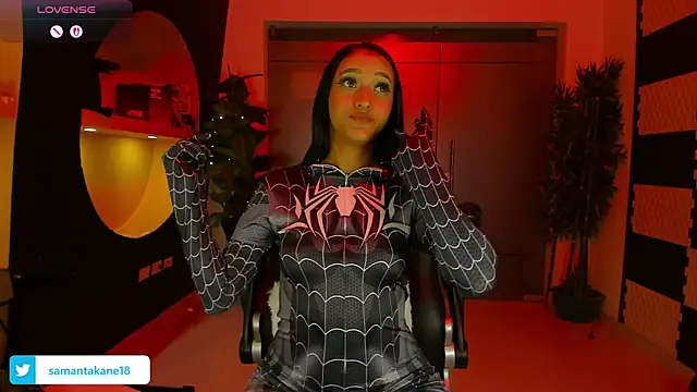 Snapshot of SamantaKane chatting on 2, 11, 2025 SamantaKane online show from 2, 11, 2025