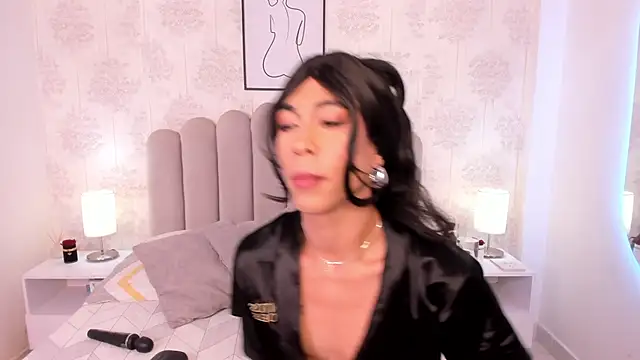 ShaynaHosk online show from 14, 1, 2026