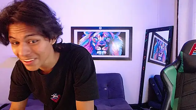 Snapshot of dreyk20 chatting on 23, 10, 2025 dreyk20 online show from 23, 10, 2025