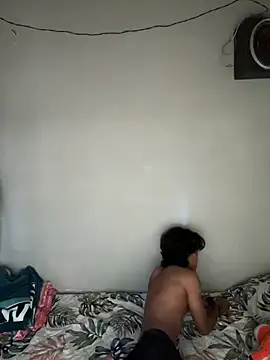 Snapshot of dreyk20 chatting on 4, 4, 2026 dreyk20 online show from 4, 4, 2026