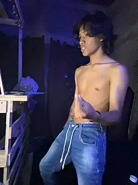 Snapshot of dreyk20 chatting on 22, 4, 2026 dreyk20 online show from 22, 4, 2026