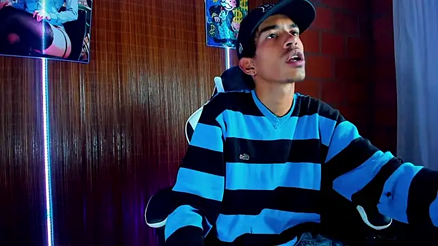 Snapshot of briamhoconor_xh chatting on 3, 2, 2026 briamhoconor xh online show from 3, 2, 2026