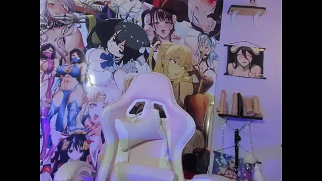 Kylie Moan online show from 12, 10, 2025