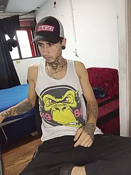 Snapshot of Tattoboy19cm chatting on 30, 5, 2026 Tattoboy19cm online show from 30, 5, 2026