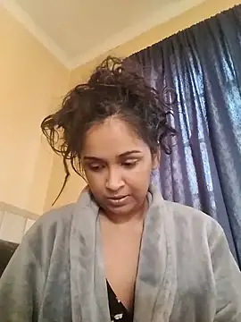 Snapshot of cute_indianxo chatting on 1, 7, 2026 cute indianxo online show from 1, 7, 2026