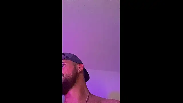 Snapshot of DjDiCKmannOnE chatting on 5, 3, 2026 DjDiCKmannOnE online show from 5, 3, 2026