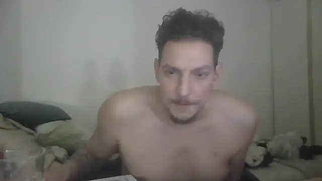 Snapshot of ARTANIS20 chatting on 20, 12, 2025 ARTANIS20 online show from 20, 12, 2025