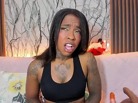 Pauline Fox online show from 17, 12, 2025