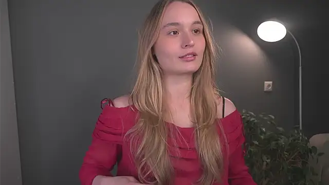 Snapshot of lisa_schiele chatting on 16, 12, 2025 lisa schiele online show from 16, 12, 2025