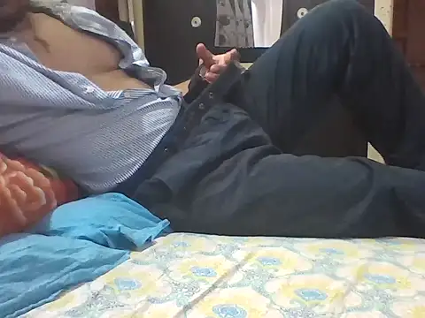 Snapshot of aarav_013 chatting on 27, 9, 2025 aarav 013 online show from 27, 9, 2025