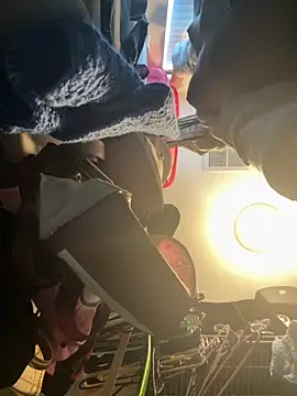 zanaaluvv online show from 15, 10, 2025