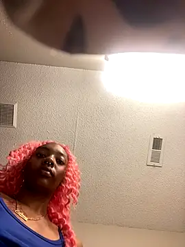 zanaaluvv online show from 10, 11, 2025