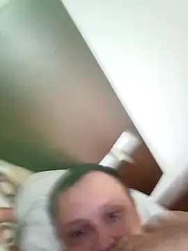 Snapshot of fabian98 chatting on 20, 12, 2025 fabian98 online show from 20, 12, 2025