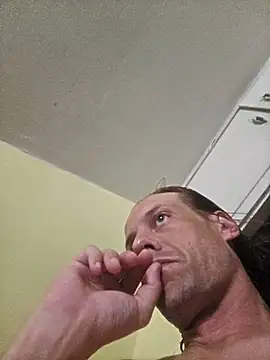 Snapshot of Danny19867 chatting on 7, 10, 2025 Danny19867 online show from 7, 10, 2025