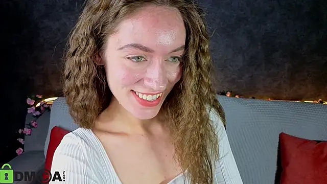 Agnes Wells online show from 22, 11, 2025