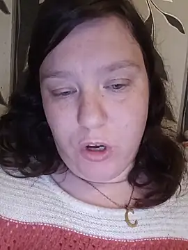 Feuchtekitty92xh online show from 7, 10, 2025