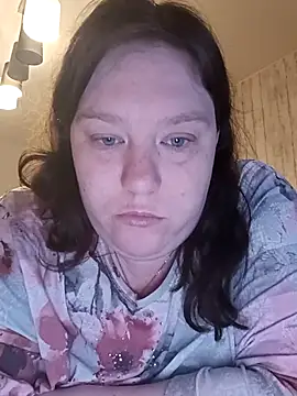 Feuchtekitty92xh online show from 10, 10, 2025