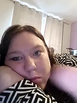 Feuchtekitty92xh online show from 15, 10, 2025