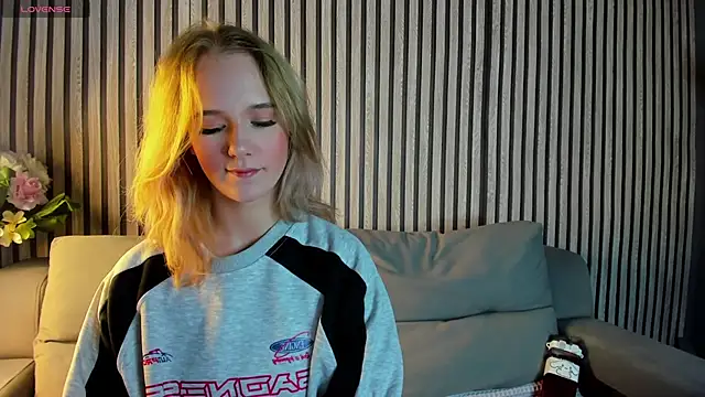 Snapshot of Casey_Sweeet chatting on 29, 9, 2025 Casey Sweeet online show from 29, 9, 2025