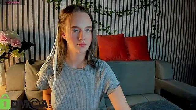 Snapshot of Casey_Sweeet chatting on 19, 11, 2025 Casey Sweeet online show from 19, 11, 2025