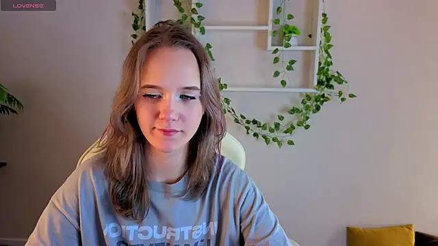 Snapshot of Casey_Sweeet chatting on 26, 11, 2025 Casey Sweeet online show from 26, 11, 2025