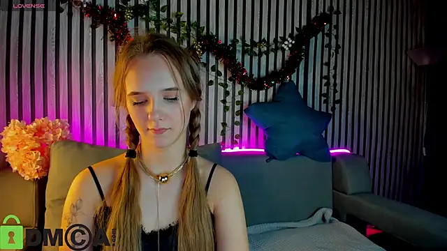 Casey Sweeet online show from 6, 1, 2026