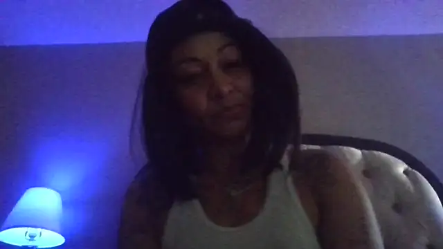 Snapshot of Flossee chatting on 6, 4, 2026 Flossee online show from 6, 4, 2026