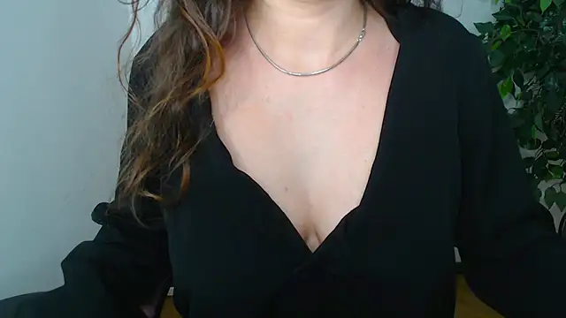 Erika bestboobs online show from 19, 9, 2025