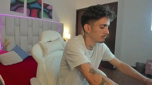 nextboywell1 online show from 10, 4, 2026