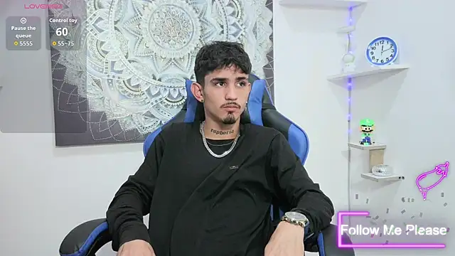 nextboywell1 online show from 17, 4, 2026