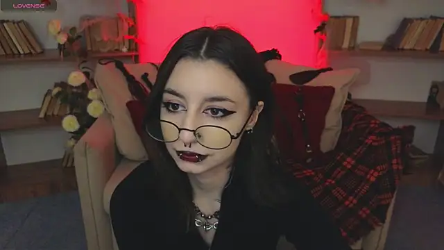 Mistress  Marcelline online show from 18, 10, 2025