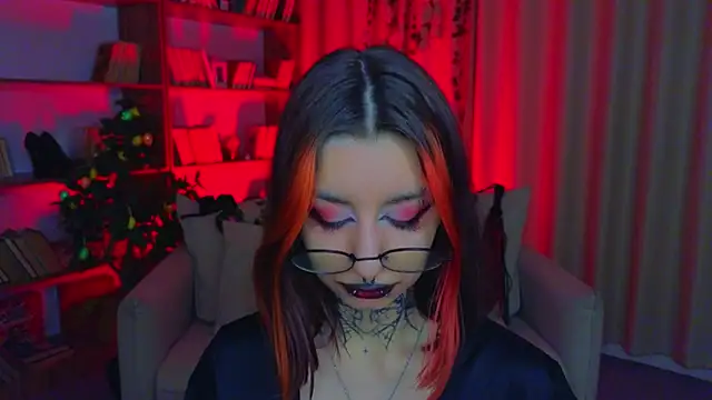 Mistress  Marcelline online show from 28, 3, 2026