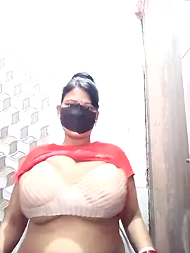 Snapshot of varnika chatting on 15, 3, 2026 varnika online show from 15, 3, 2026