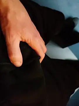 Snapshot of MyDick4You666 chatting on 28, 10, 2025 MyDick4You666 online show from 28, 10, 2025