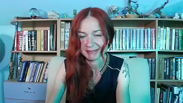 Foxilady357 online show from 11, 6, 2026