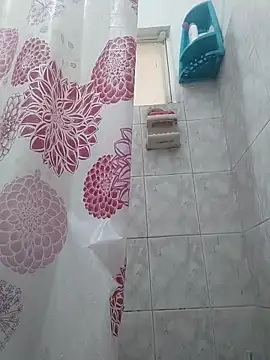 Snapshot of Valenn_fernandez chatting on 10, 3, 2026 Valenn fernandez online show from 10, 3, 2026