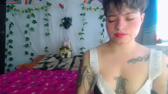 Snapshot of Mitsuha_gate chatting on 7, 1, 2026 Mitsuha gate online show from 7, 1, 2026