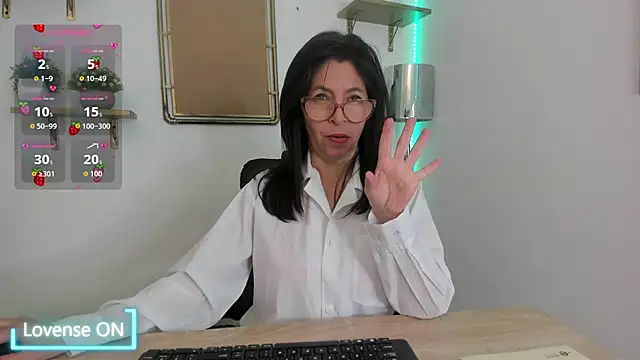 SabinaDeluxe cg online show from 11, 10, 2025