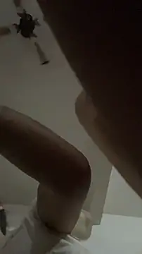 Snapshot of blond-96 chatting on 2, 4, 2026 blond-96 online show from 2, 4, 2026