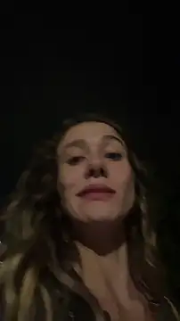 Snapshot of blond-96 chatting on 12, 4, 2026 blond-96 online show from 12, 4, 2026