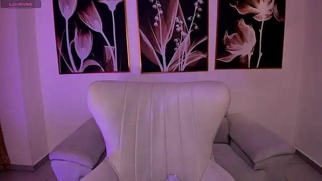 AmbarJames  online show from 16, 3, 2026