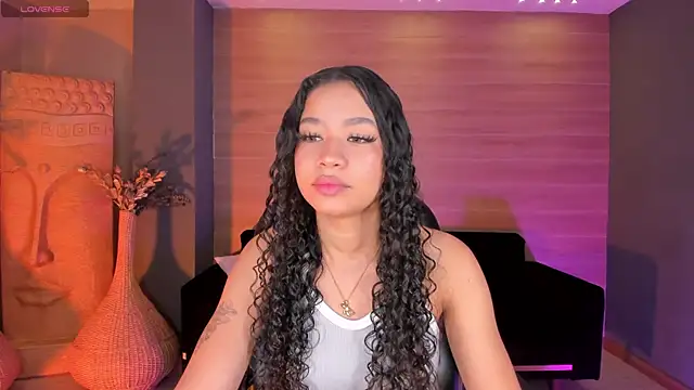 SophieHouston  online show from 22, 10, 2025