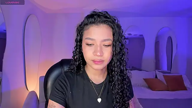 SophieHouston  online show from 26, 10, 2025