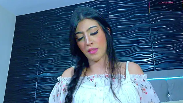 Ambar Bull online show from 2, 10, 2025