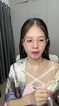 Qianqian-888 online show from 3, 12, 2025