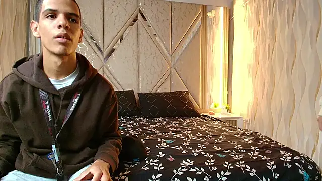 Hotcouple 222 online show from 16, 9, 2025