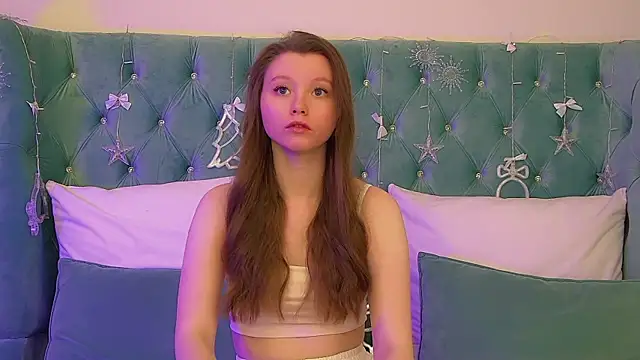 Snapshot of KeiraAsti chatting on 17, 12, 2025 KeiraAsti online show from 17, 12, 2025